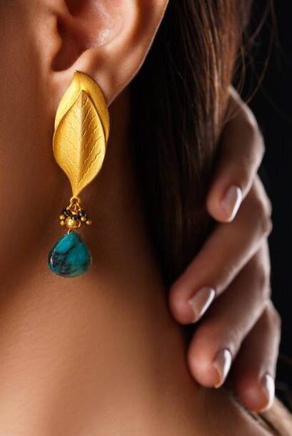 High quality jewelry photo, earring.